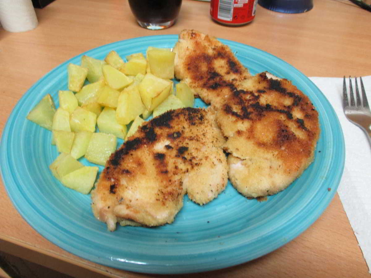 icon-Pechugas-de-Pavo-Rebozadas-de-Pan-Rayado-Con-Patatas.jpg