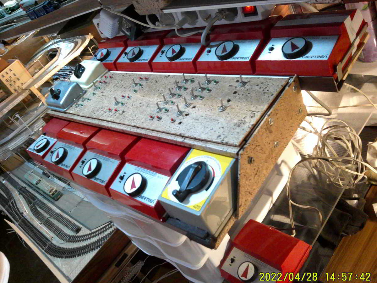 icon-Puesto-de-Control-de-Mandos.jpg