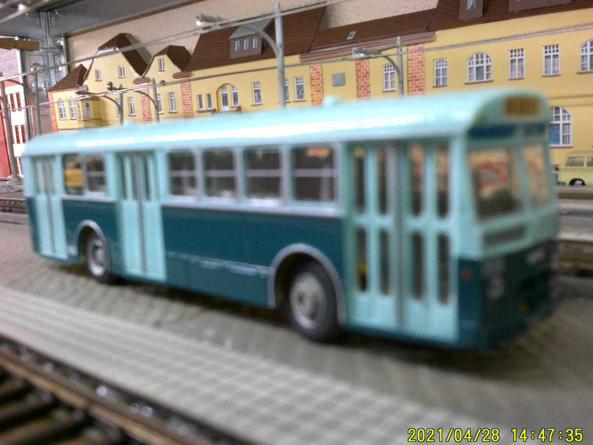 icon-00-Autobus-Antiguo-de-Barcelona-Real-y-a-Escala-H0.jpg